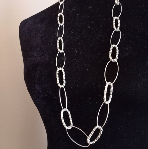 Silver Toned Chain Necklace - Picture 2 of 5